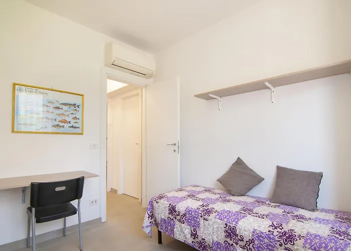 アパート San Zeno - Vicino Centro,lago Parcheggio *