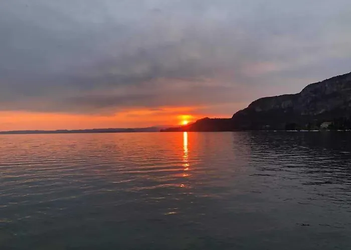 San Zeno - Vicino Centro,lago Parcheggio *