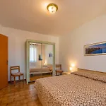 San Zeno - Vicino Centro,lago Parcheggio Daire