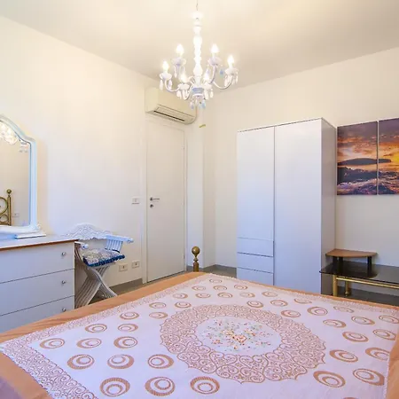 San Zeno - Vicino Centro,lago Parcheggio Lägenhet *